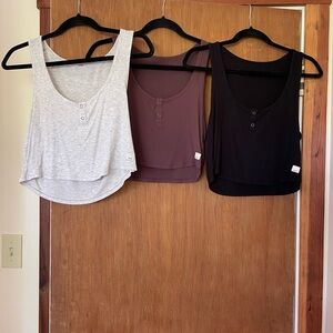 Set of 3 Vuori Flowy Crop Tops